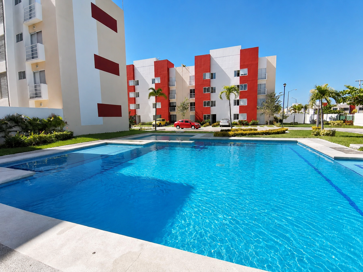 Departamento con roof garden privado, alberca y club de playa